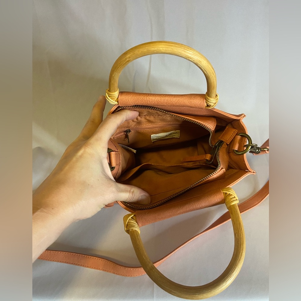 *Like New!* Rust Colored Universal Thread Convert… - image 4